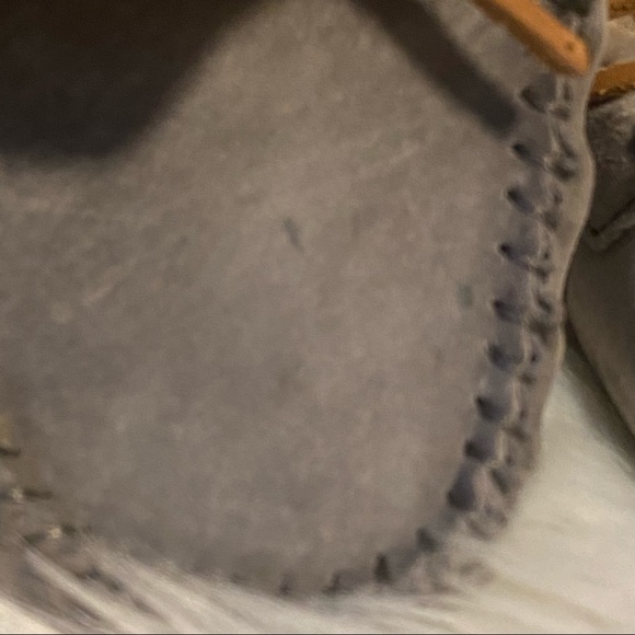 Uggs Gray Dakota Slippers - Picture 8 of 16